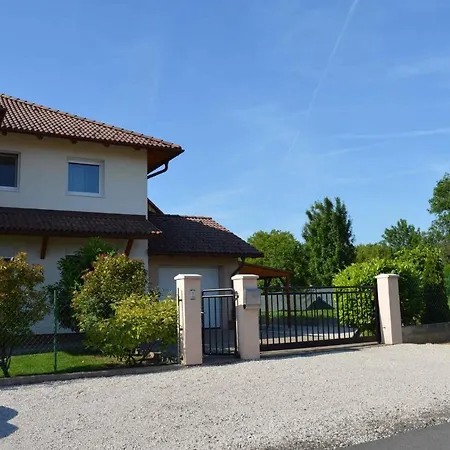 Prázdninový dům In - Balaton 18809 Gyenesdiás