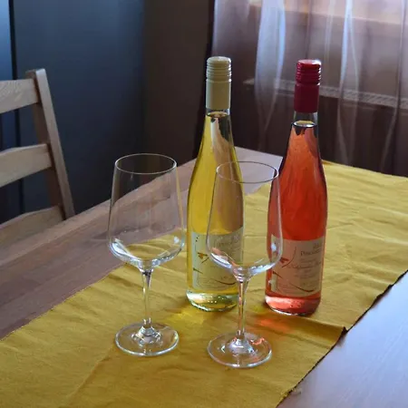 In - Balaton 18809 Gyenesdiás