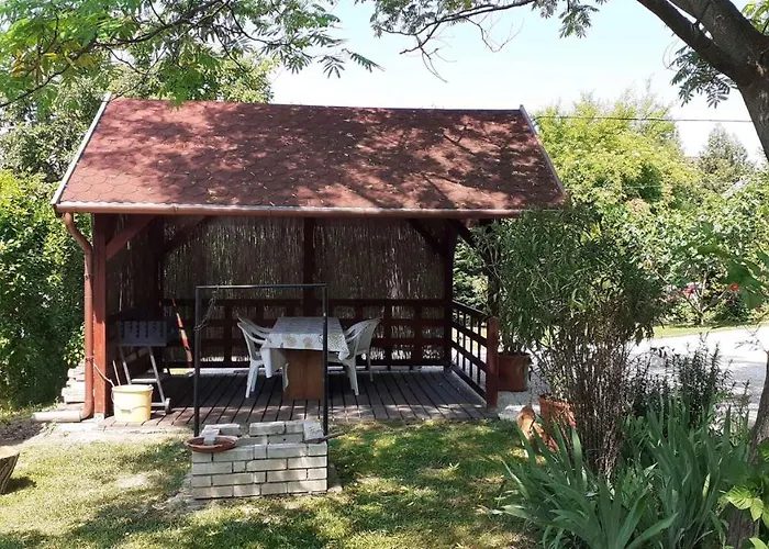 In - Balaton 18809 Gyenesdiás